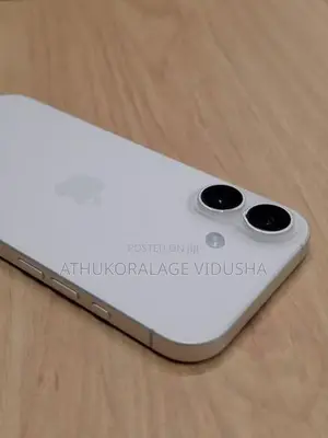 Apple iPhone 17e (Used)