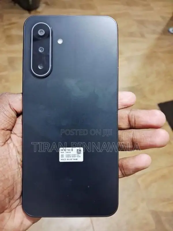 Samsung Galaxy A17 (Used)