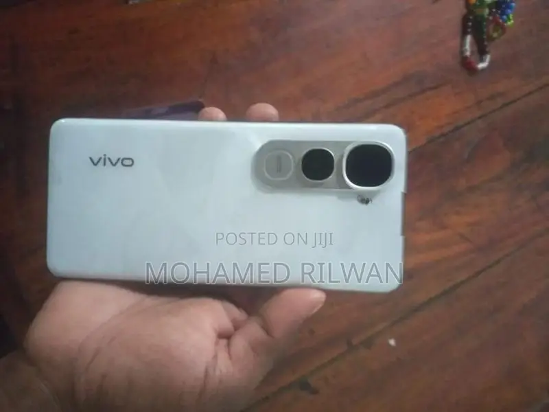 Vivo Y400 Pro (Used)
