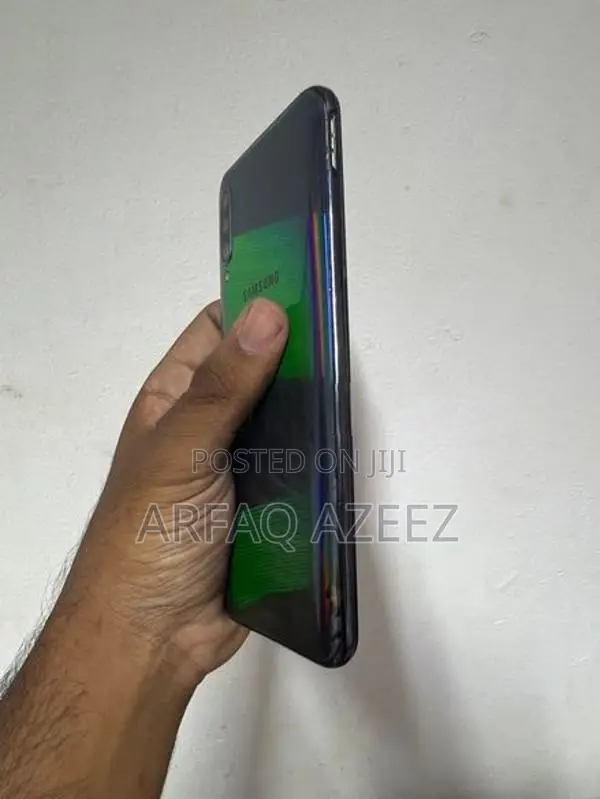 Samsung Galaxy A50 (Used)