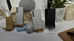 Samsung Galaxy S24 FE Fullset 5G (Used)