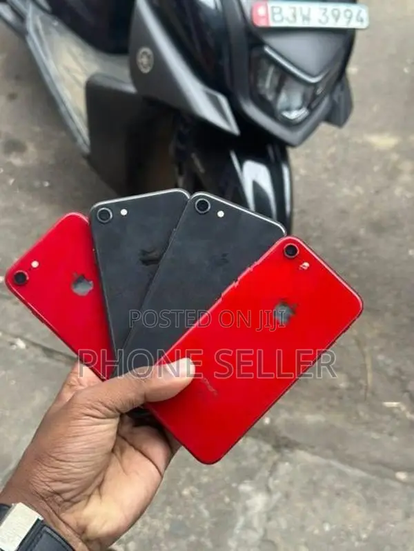 Apple iPhone 8 (Used)