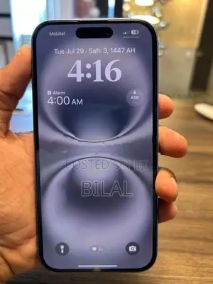 Apple iPhone 16 (Used)