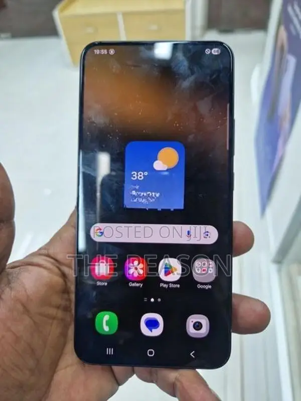 Samsung Galaxy S22+ 5G 256GB (Used)
