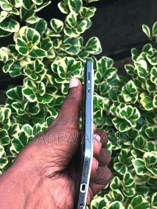 Samsung Galaxy A52 (Used)