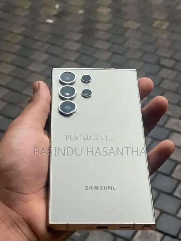 Samsung Galaxy S24 Ultra (Used)