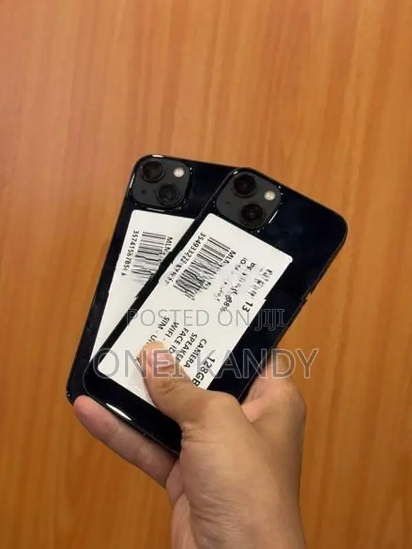 Apple iPhone 13 128GB (Used)