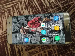 Samsung Galaxy S7 Edge (Used)