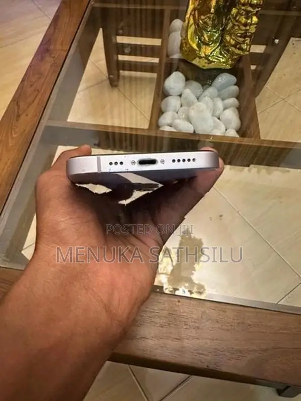 Apple iPhone 14 (Used)