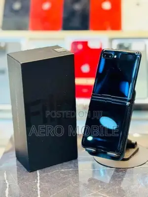 Samsung Galaxy Z Flip 8/256GB (Used)