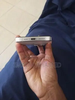Apple iPhone 15 Pro (Used)