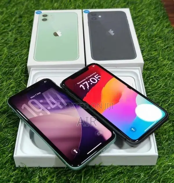 Apple iPhone 11 128GB (Refurbished)