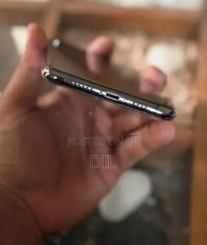Apple iPhone XS Max (Used)