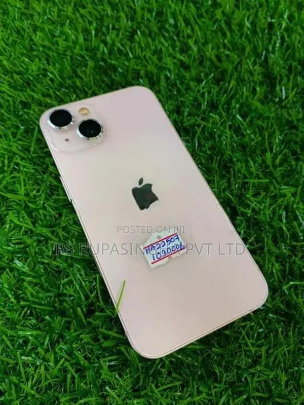 Apple iPhone 13 (Used)