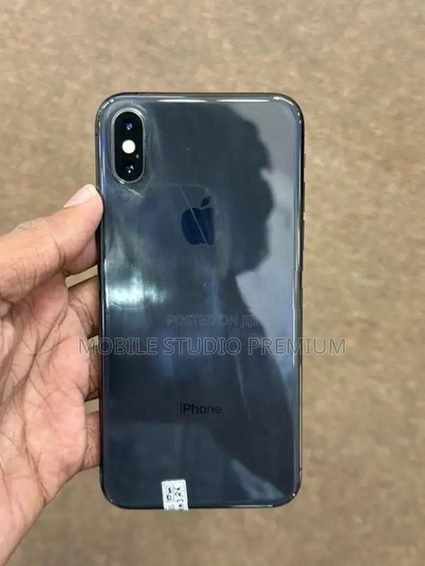 Apple iPhone XS (Used)