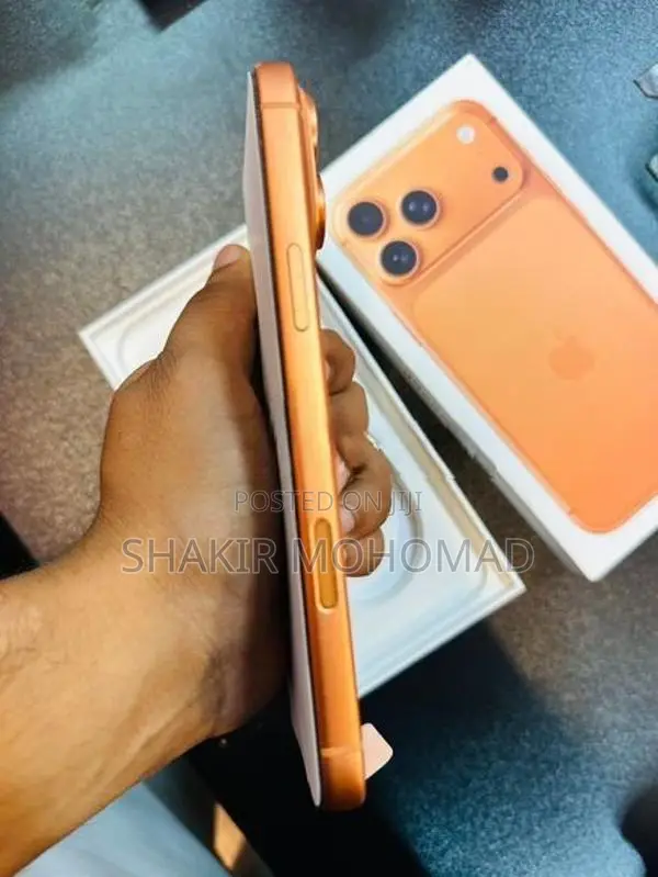Apple iPhone 17 Pro Max GB (Used)