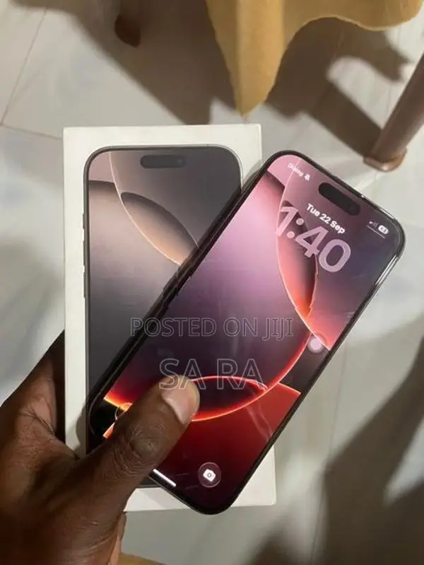 Apple iPhone 16 Pro (Used)