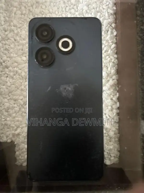 Infinix Smart 8 4GB 64GB (Used)
