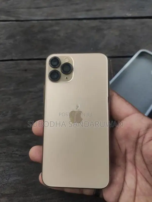 Apple iPhone 11 Pro (Used)