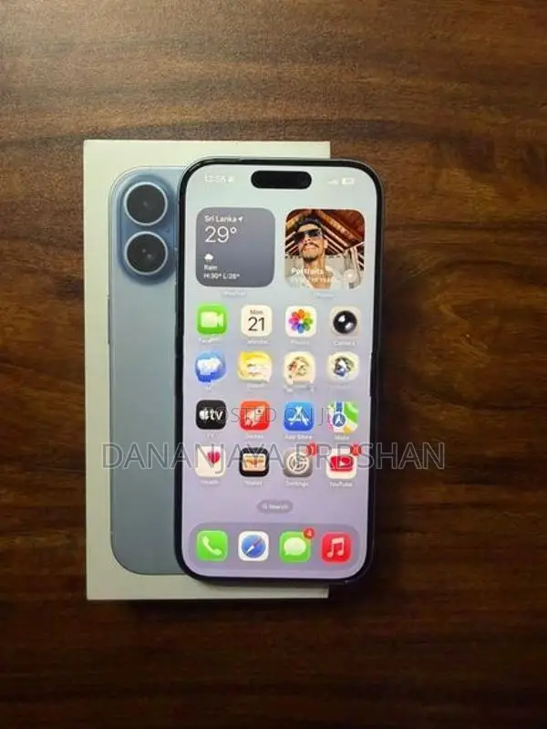 Apple iPhone 17 (Used)
