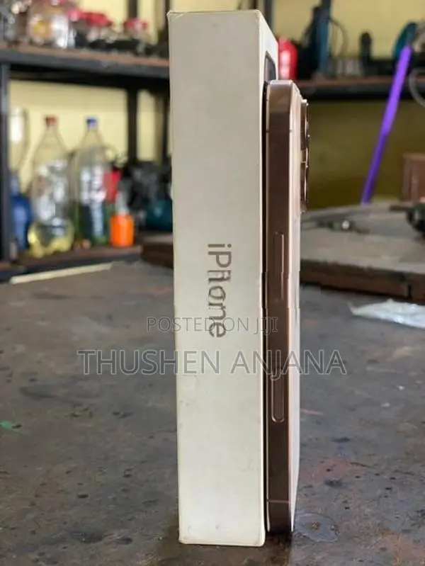 Apple iPhone 16 Pro (Used)