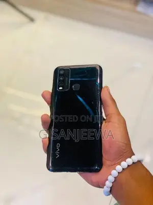 Vivo Y30 (Used)