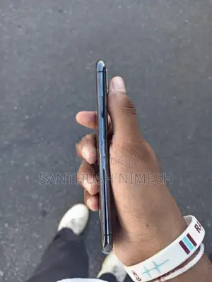 Apple iPhone X (Used)