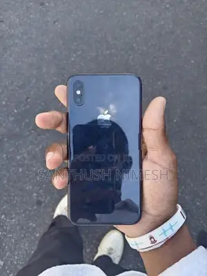 Apple iPhone X (Used)