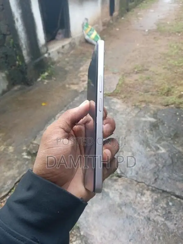 Vivo Y04 (Used)