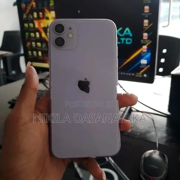 Apple iPhone 11 128GB (Used)