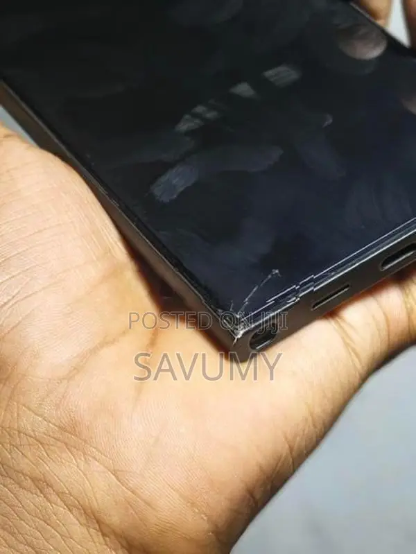Samsung Galaxy S24 Ultra (Used)