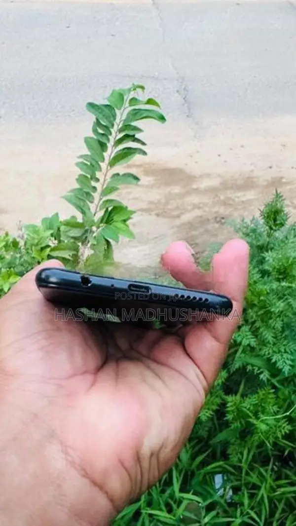 Samsung Galaxy A20s (Used)