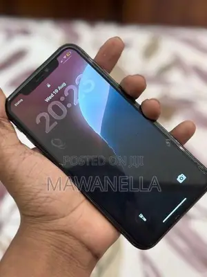 Apple iPhone 11 (Used)