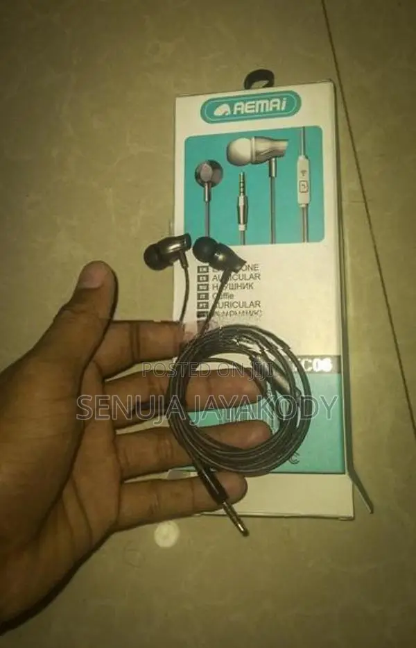 Earphone