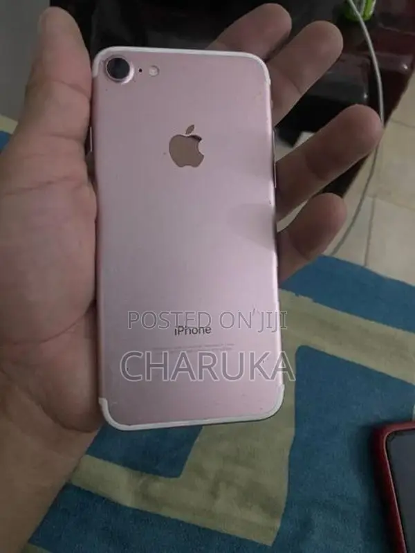 Apple iPhone 7 (Used)