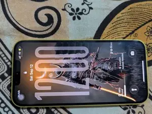 Apple iPhone 14 (Used)
