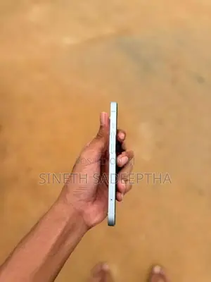 Apple iPhone 15 (Used)