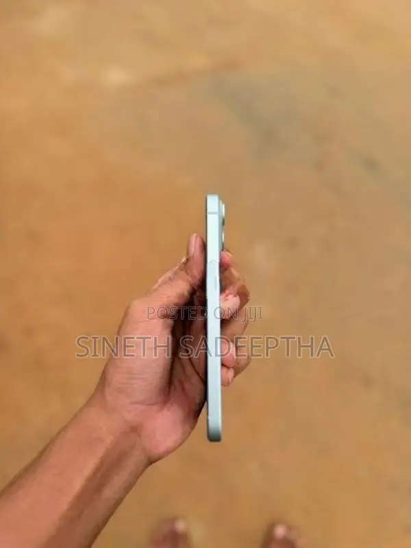 Apple iPhone 15 (Used)