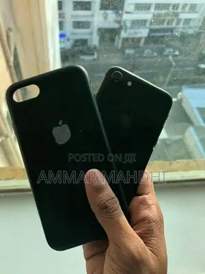 Apple iPhone 8 (Used)