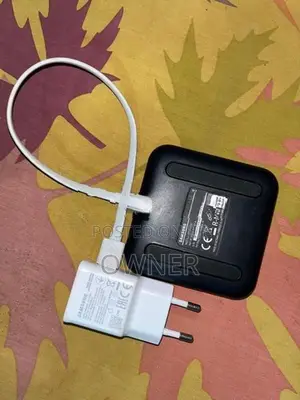 Samsung Wireless Charger with Adapter