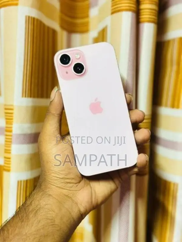 Apple iPhone 15 128GB (Used)
