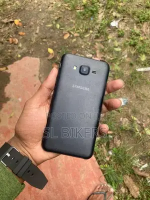 Samsung Galaxy J7 Nxt 16GB Black (Used)