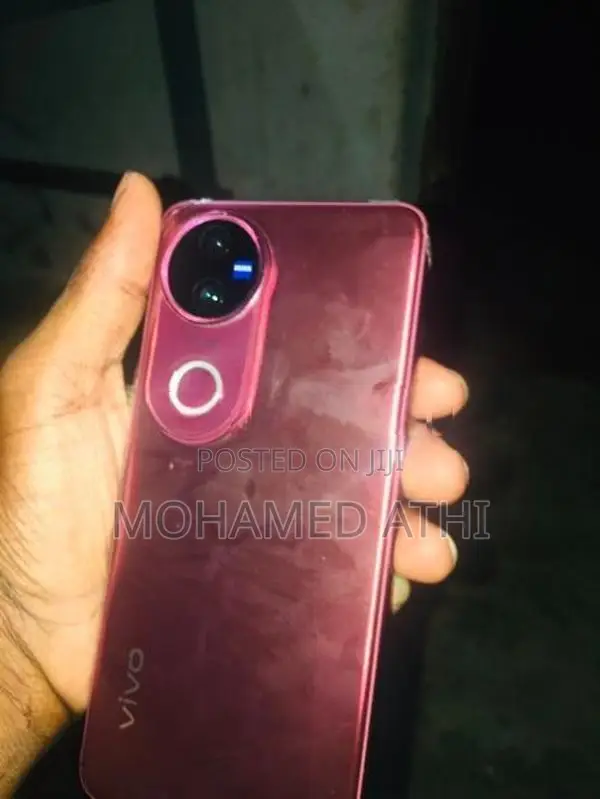 Vivo V50 12/512GB (Used)