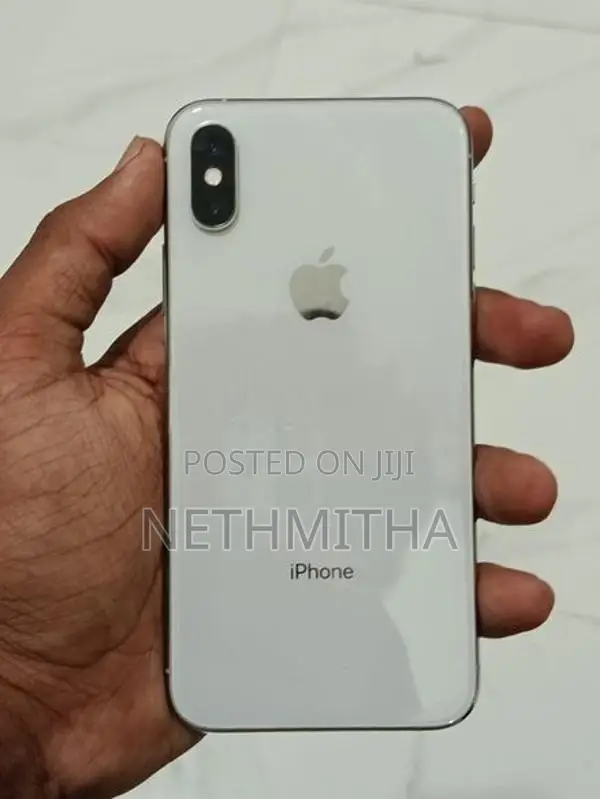 Apple iPhone XS (Used)