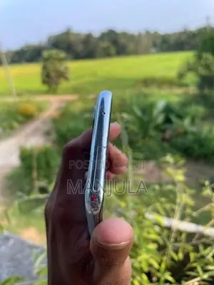 Samsung Galaxy S20 (Used)