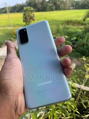 Samsung Galaxy S20 (Used)