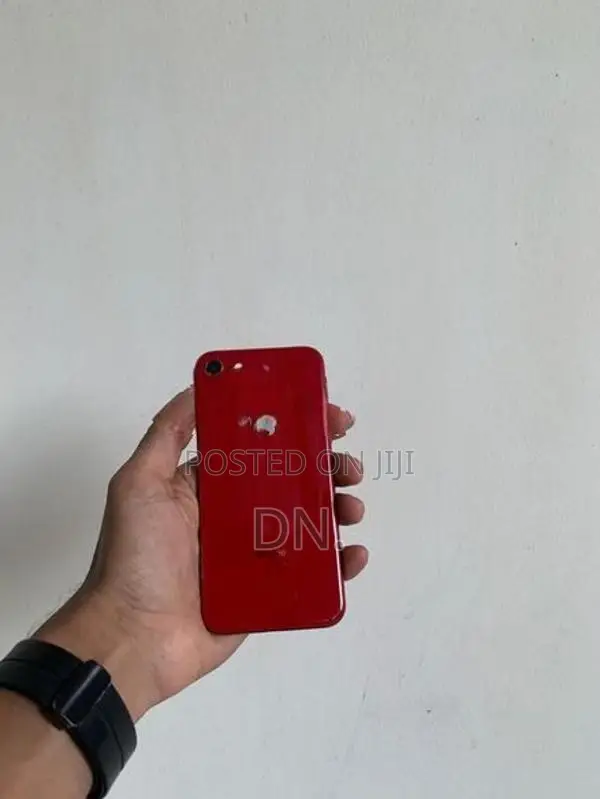 Apple iPhone 8 (Used)