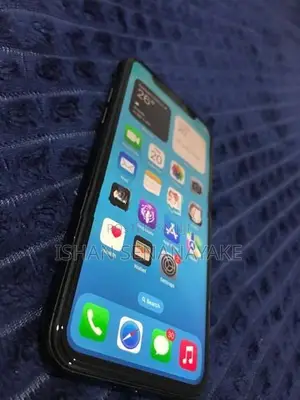 Apple iPhone X (Used)