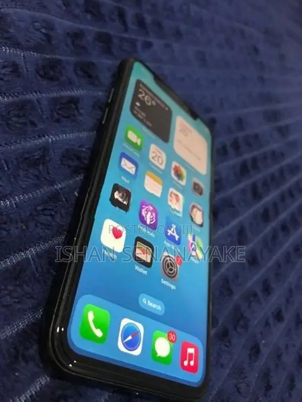 Apple iPhone X (Used)