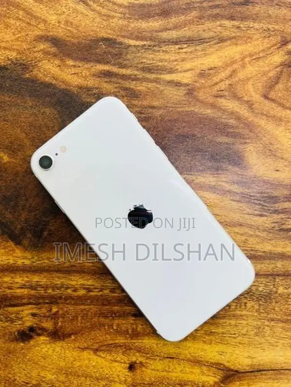 Apple iPhone SE 2 (Used)